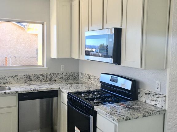 3rd image of 13746 N Star Ave