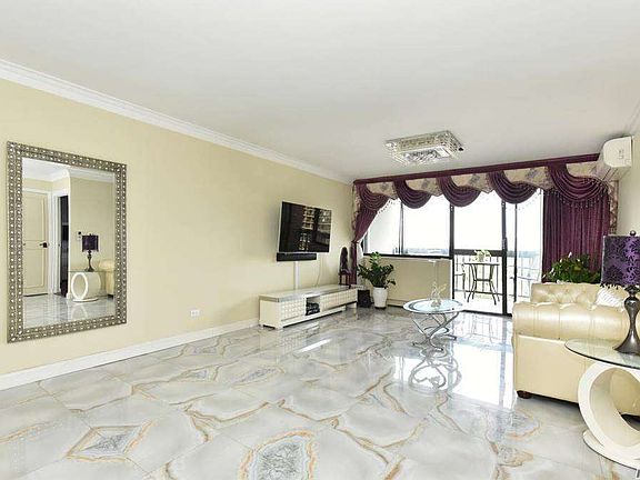4th image of 1 Bay Club Dr APT 18J