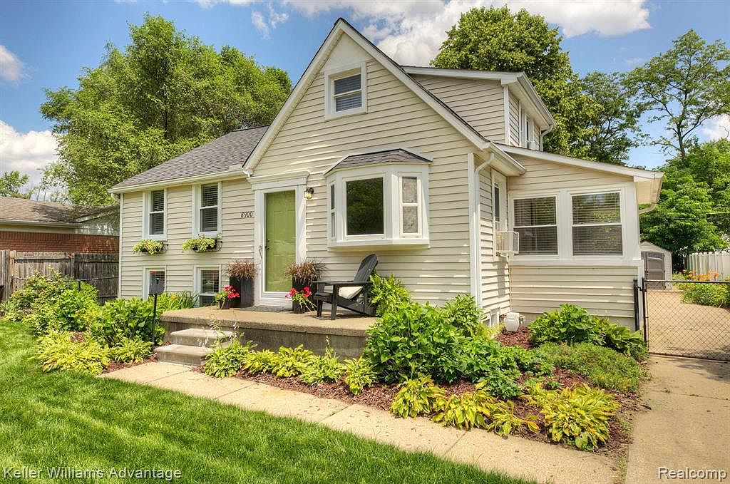 8900 Louise St, Livonia, MI 48150 Zillow
