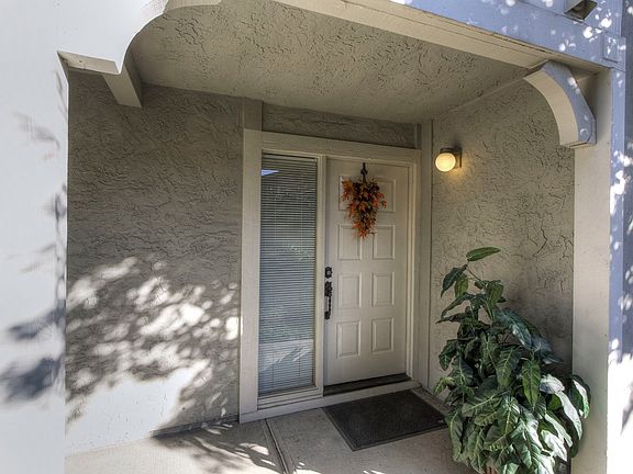 3rd image of 20730 Garden Crest Ct