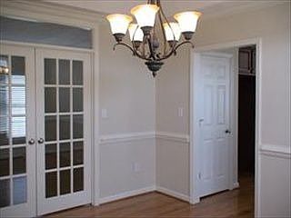 3rd image of 2705 Fountain Ln