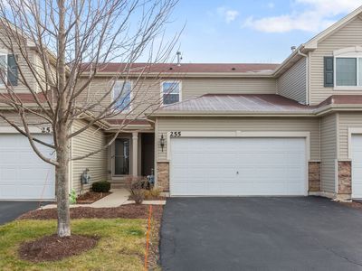 255 Wildmeadow Ln, Woodstock, IL, 60098