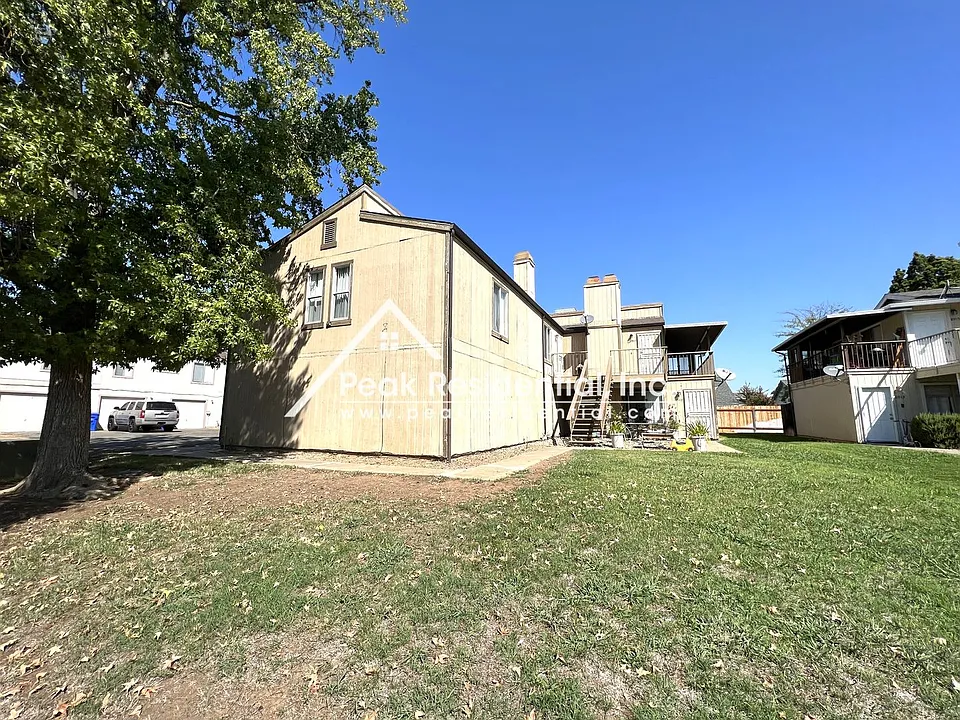 8907 Rancho Grande Ct