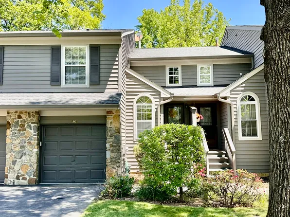 3G Brookline Ct, Princeton, NJ 08540