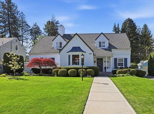 1228 E Overbluff Rd, Spokane, WA 99203