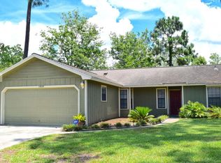 10035 Huntington Forest Blvd E, Jacksonville, FL 32257
