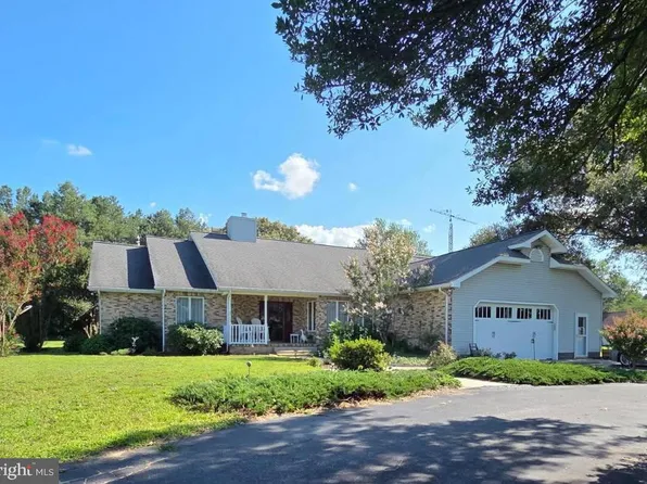 22733 Squire Ln, Queen Anne, MD 21657