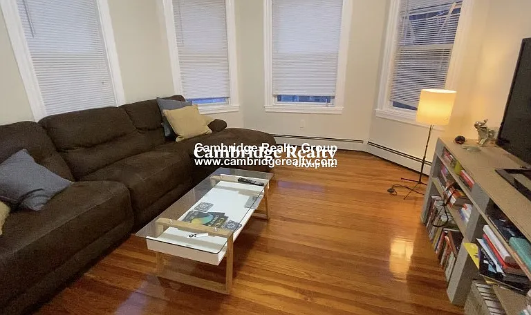 69 Newton St #2L — Photo 5