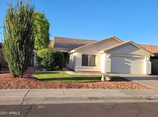 6710 W Del Rio St, Chandler, AZ 85226