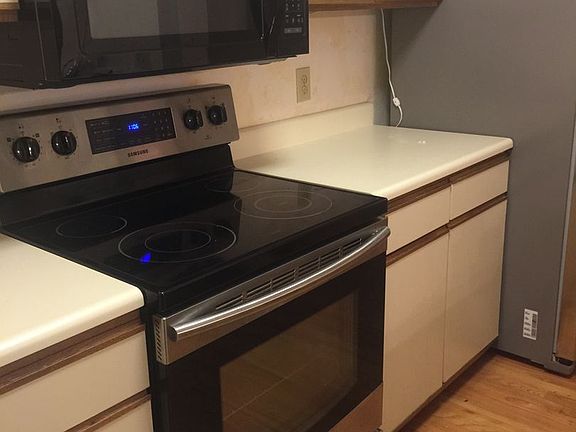 4th image of 236 Brookberry Cir