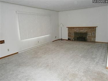 4th image of 3920 Monaca Ave