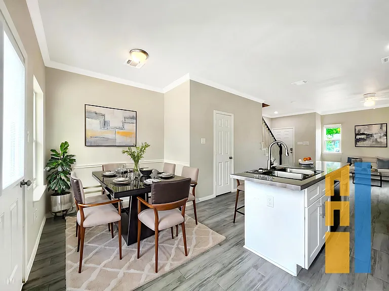 7903 Moon Beam St #C — Photo 2