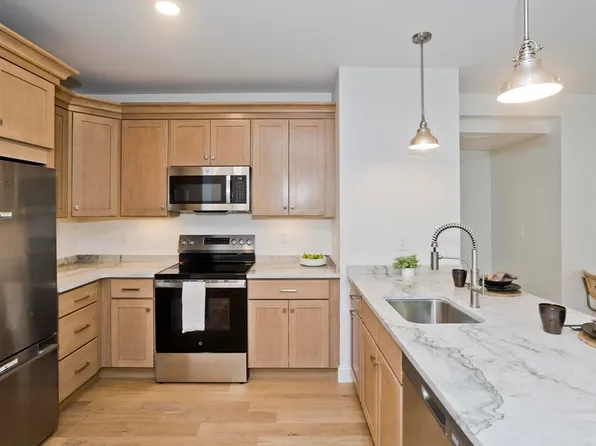 107 Williams St #A1, Northampton, MA 01060