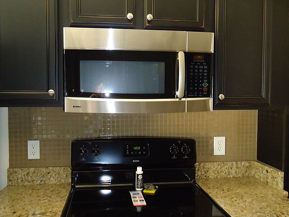 5th image of 171 Old Tavern Cir