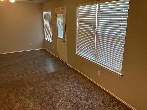 4th image of 559 Brushy Glen Dr