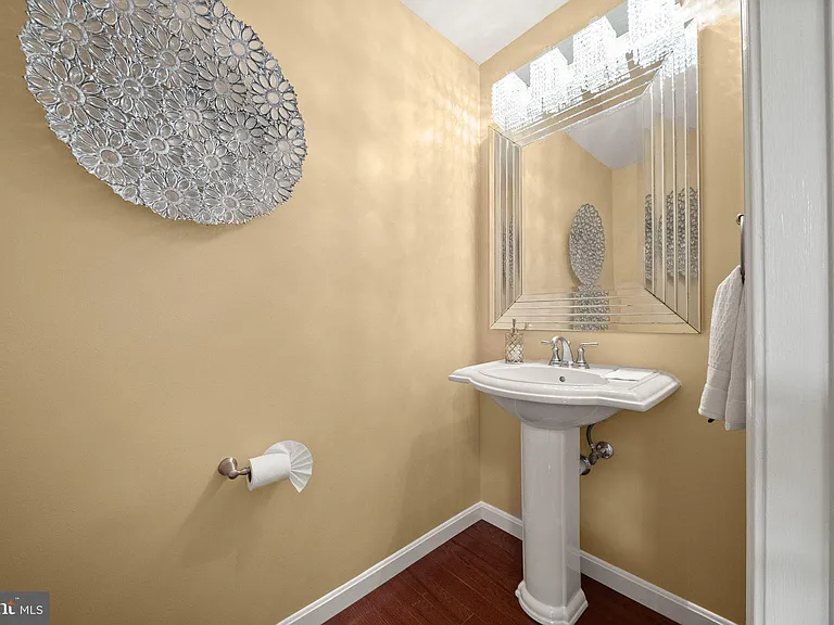 5667 Lonesome Dove Ct — Photo 35