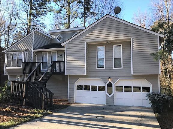 2nd image of 255 McKees Rock Ln