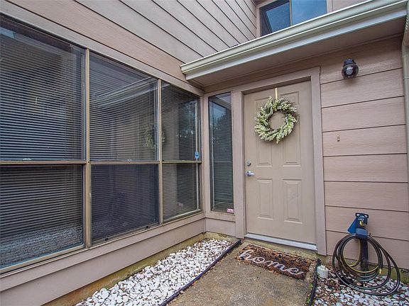 4th image of 2881 Panagard Dr #42