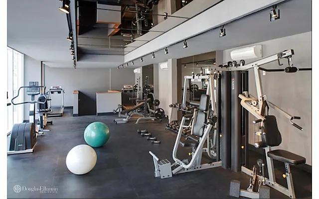 Rented by Douglas Elliman | media 31