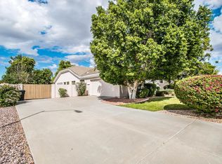 1624 N Rico Cir, Mesa, AZ 85213