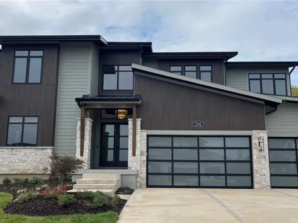11711 W 181st Ter, Overland Park, KS 66103