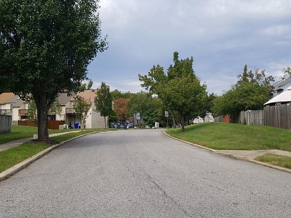 4th image of 3202 Westdale Ct