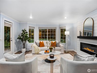10016 NE 120th Lane #F103, Kirkland, WA, 98034