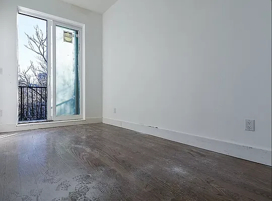 Rented by Reside New York | media 14