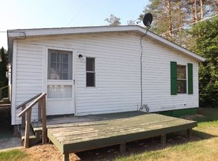 6972 Danes Dr, Houghton Lake, MI 48629