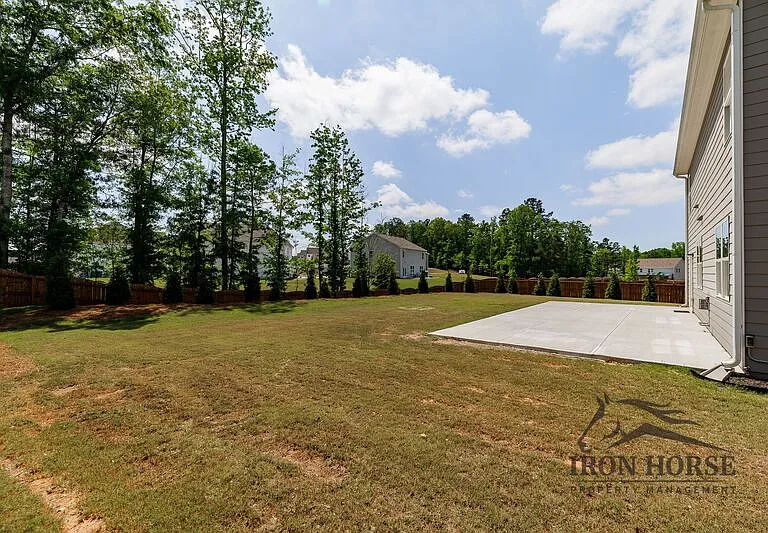 835 Baker View Ln — Photo 36