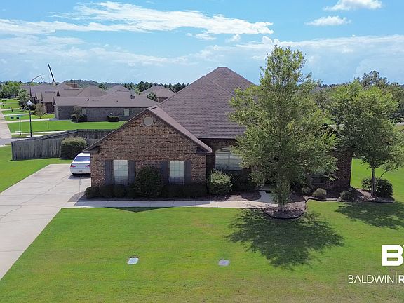 3rd image of 661 Royal Troon Cir