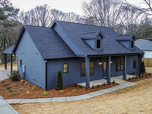 3rd image of 114 Henson Dr