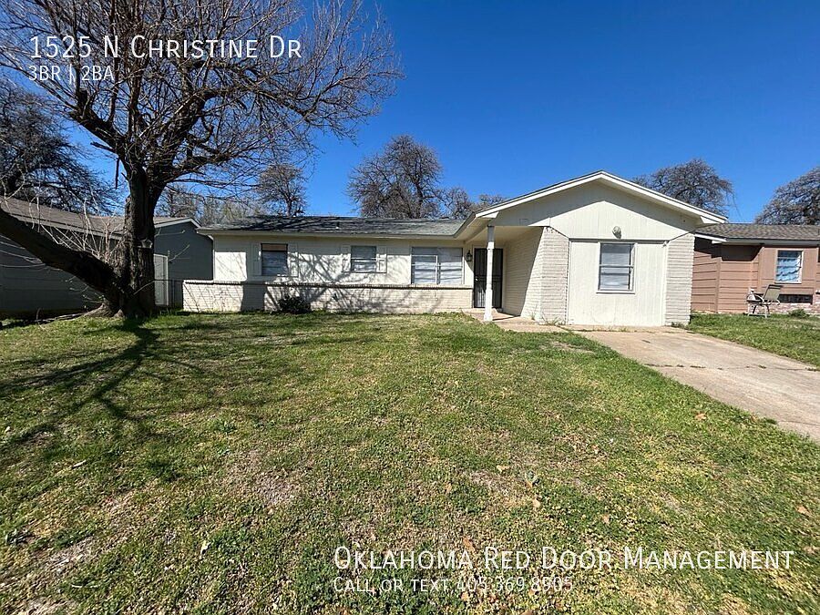 1st image of 1525 N Christine Dr