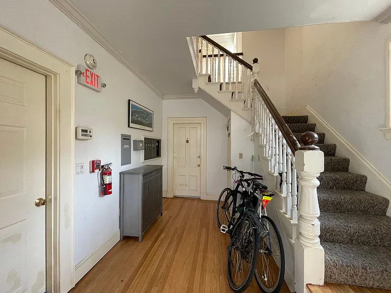 16 Mann Ave #1B — Photo 22