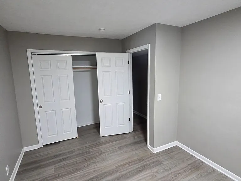 8826 Miami St — Photo 5