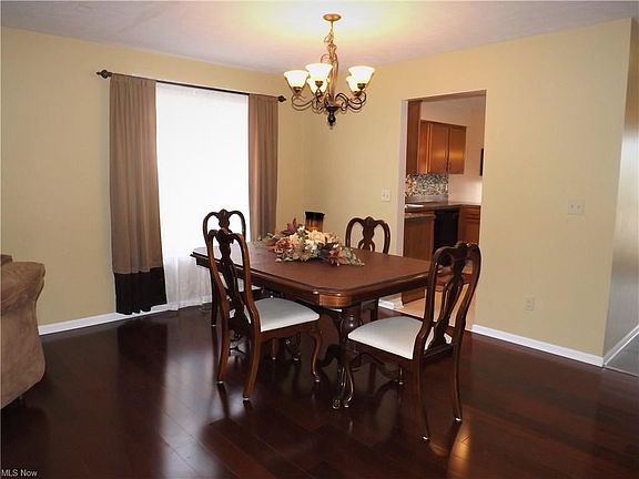 5th image of 228 Westminster Way