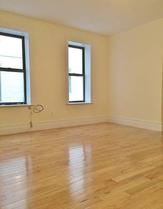 5th image of 3040 Hull Ave APT 1C