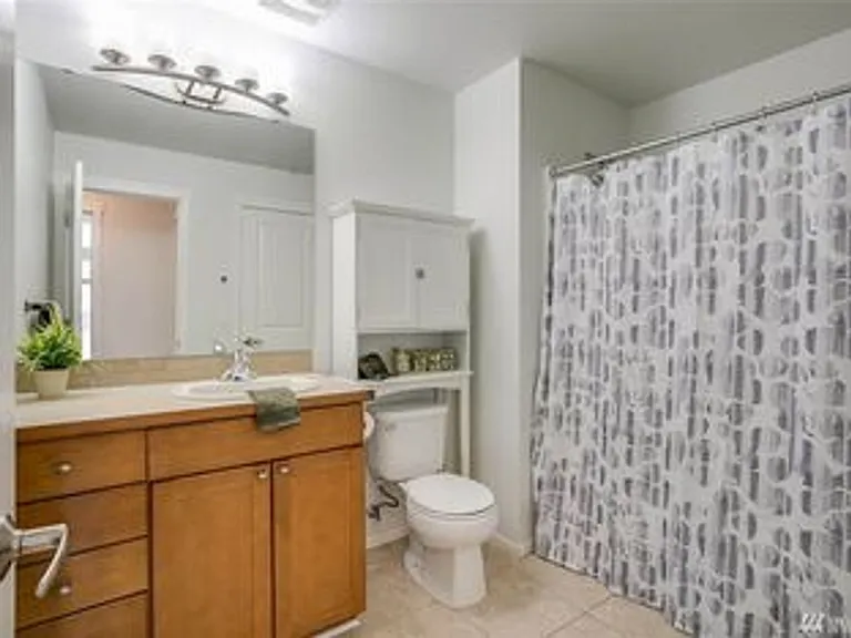4050 S 212th Ct #D — Photo 16