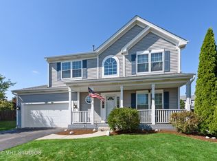 10 Hayward Ct, Lake In The Hills, IL 60156