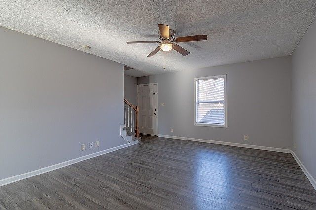 2nd image of 2327 Raleigh Ct APT 4