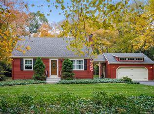 332 Fan Hill Rd, Monroe, CT 06468