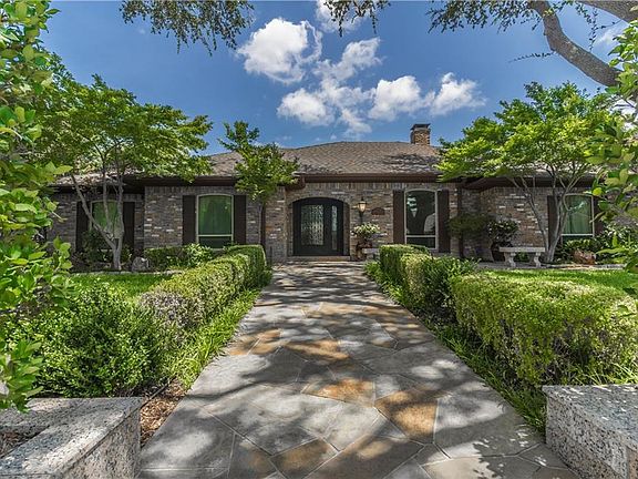 2nd image of 7135 Canongate Dr