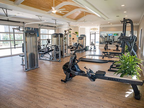 Fitness Center at Hawthorne at Smith Creek in Wilmington, NC
