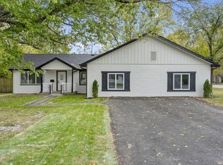 1600 N Hayes Ave, Springfield, MO 65803