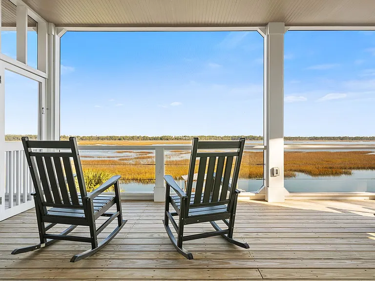 1532 Oak Island Dr — Photo 71
