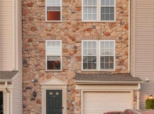 4087 Huckleberry Dr, Center Valley, PA 18034