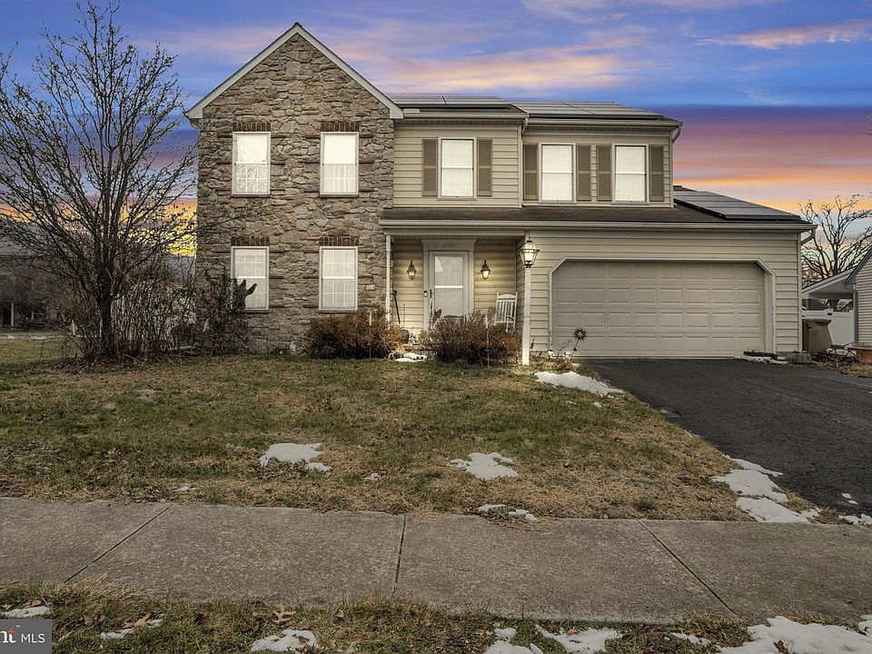 1st image of 601 Brisbain Ln