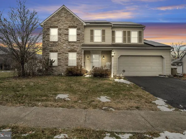 601 Brisbain Ln, Enola, PA 17025