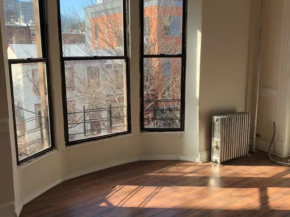 131 Lafayette Avenue image 1 of 13