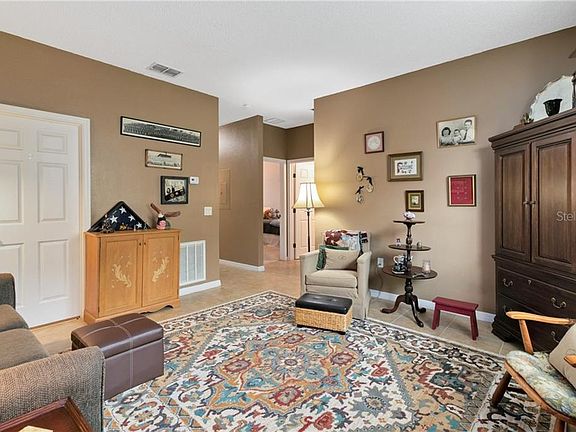 4th image of 3156 Sun Lake Ct APT A